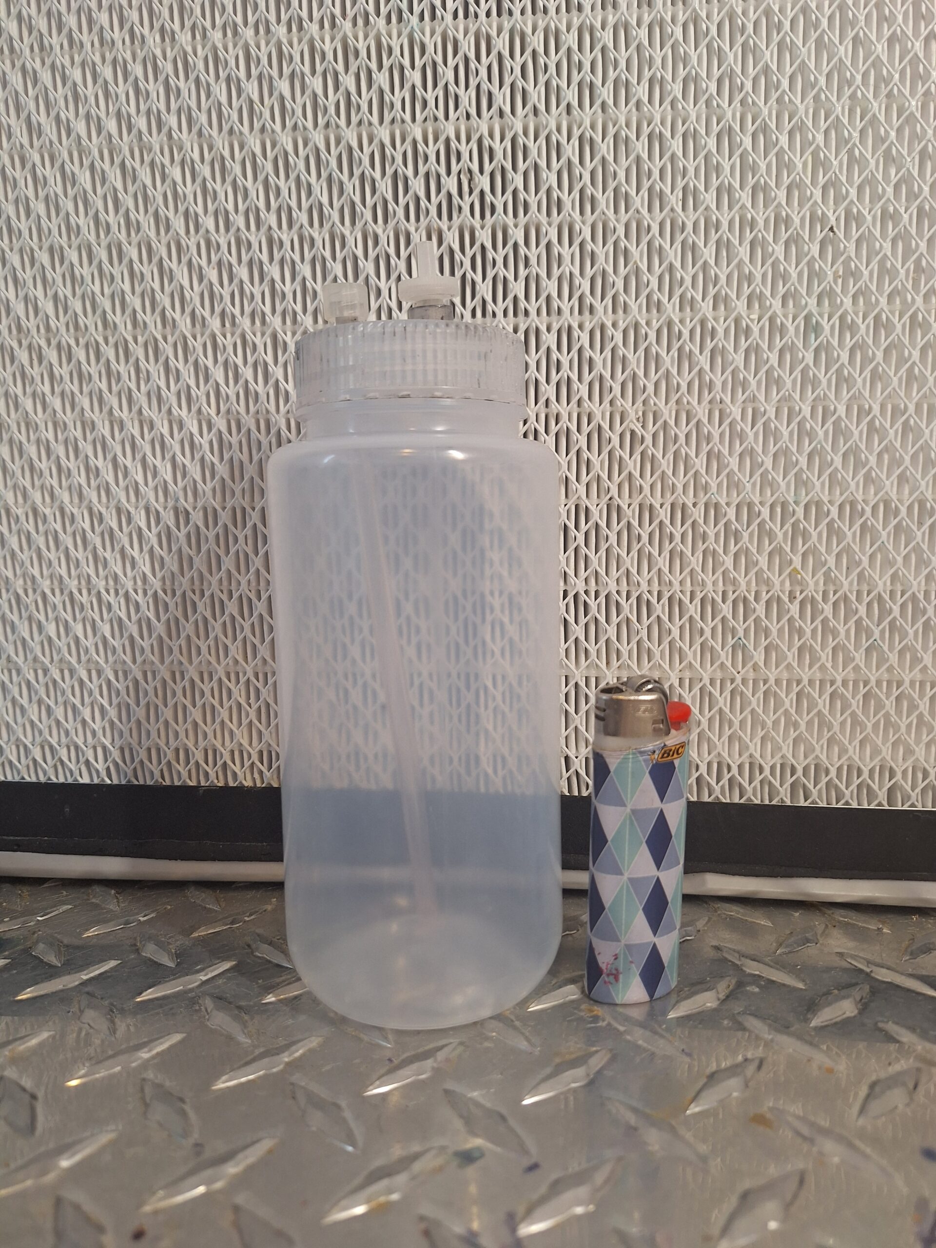 Lab Grade Polypropylene Liquid Culture Bottle and Dispensing Lid